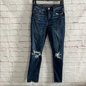American Eagle Outfitters Women's Dark Blue Distressed Skinny Jeans
